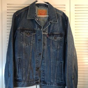 Levi’s Mens Trucker Denim Jacket